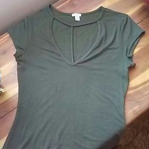 Guess top